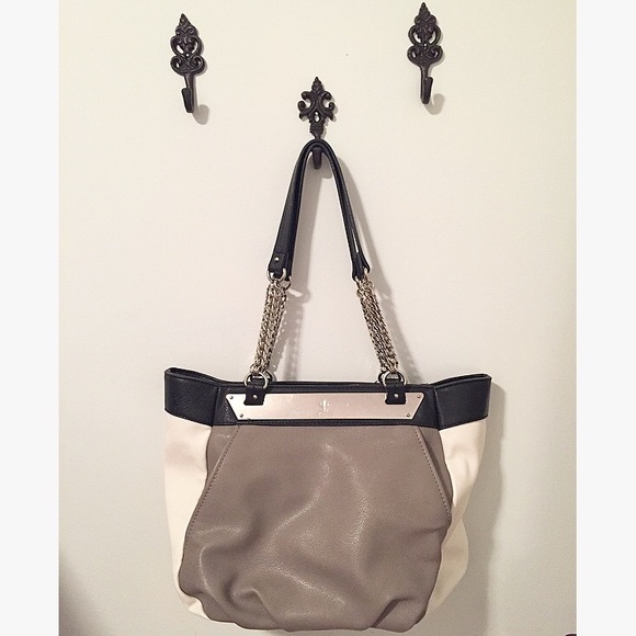 Jennifer Lopez Handbags - Brand new Jennifer Lopez purse!